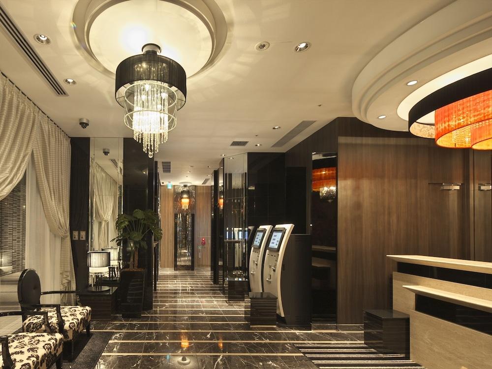 Apa Hotel Higashi Shinjuku Ekimae Präfektur Tokio Exterior foto
