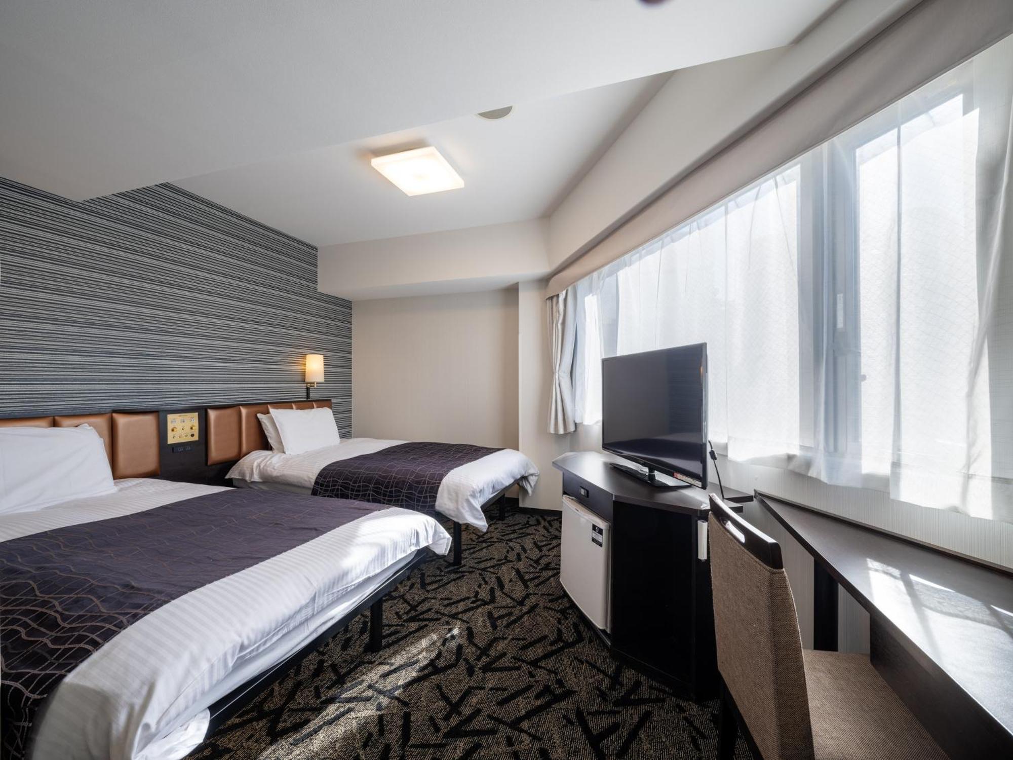 Apa Hotel Higashi Shinjuku Ekimae Präfektur Tokio Exterior foto